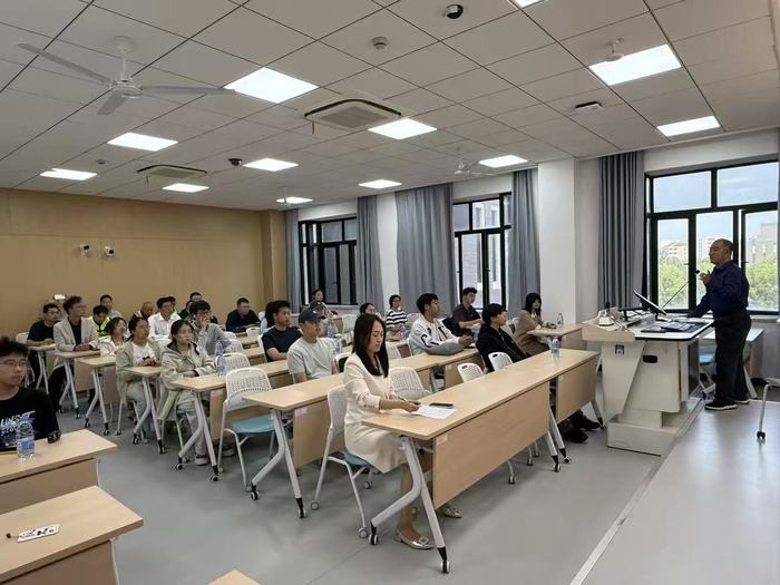 上海海洋大学学生宿舍维修工程质...